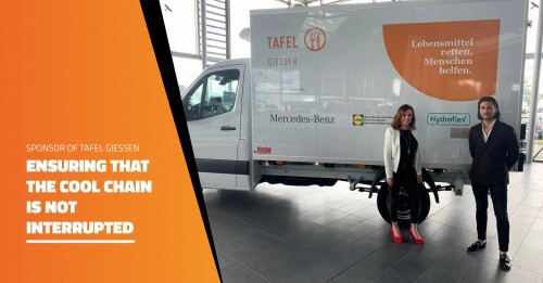 As a sponsor Hydroflex handed over the new refrigerated truck to Tafel Giessen